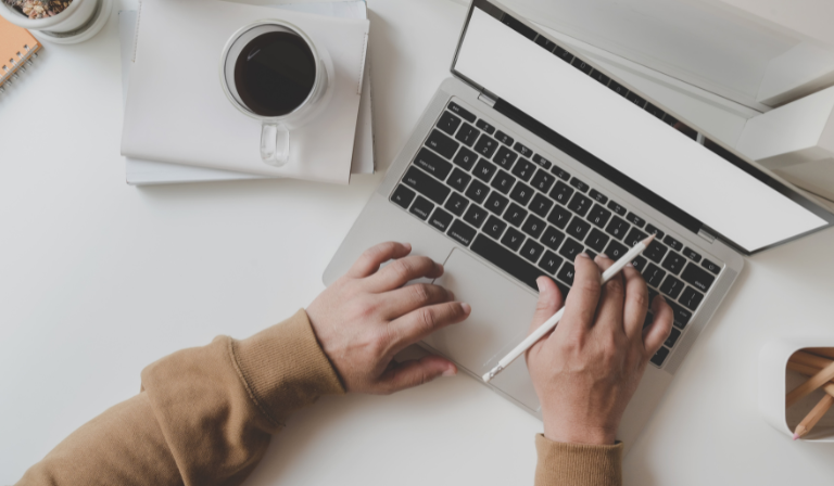 Talk with the “Freelance Pens” of The Kaopiz Times