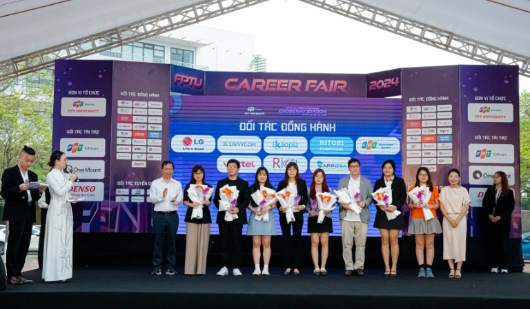 Kaopiz inaugurates with FPT Career Fair 2024